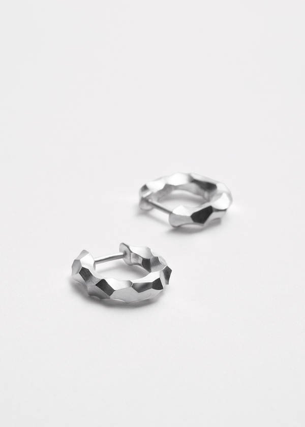 Pearl earrings small