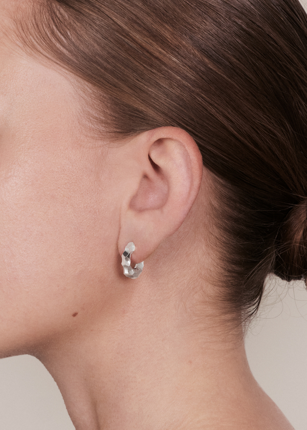 Pearl earrings medium
