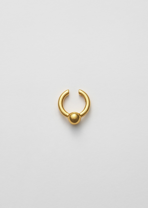 all_blues Pearl ear cuff