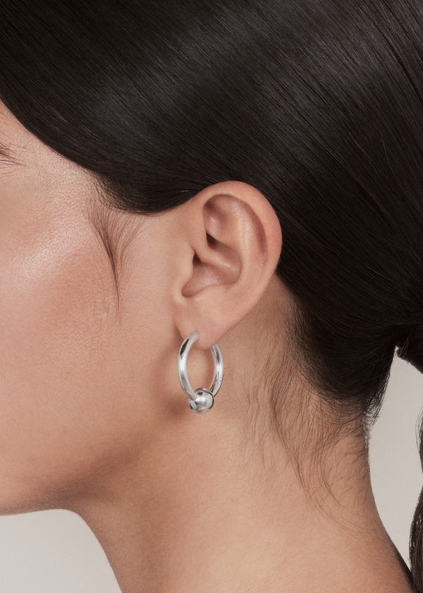 Pearl earrings medium