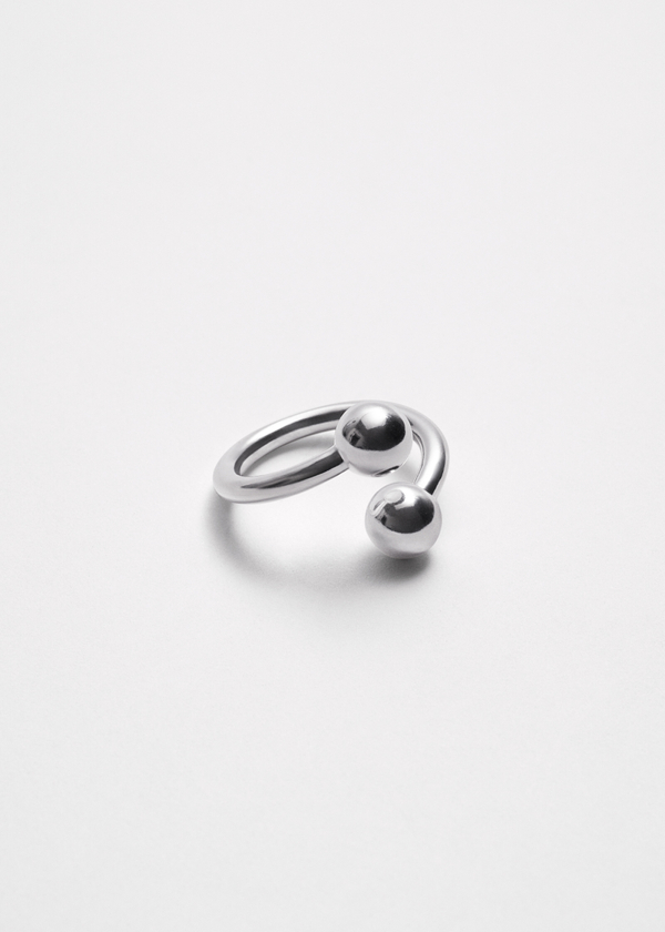 Pearl ring one