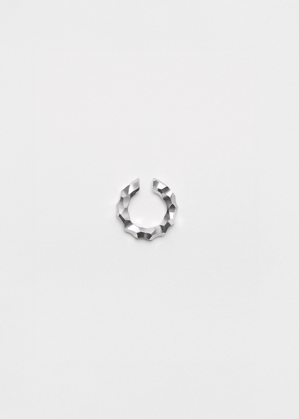 Pearl ear cuff