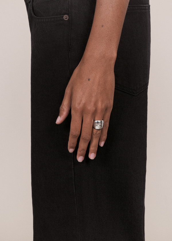 Globe ring